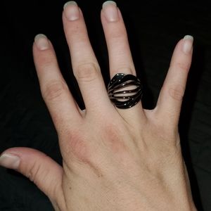 Premier design ring